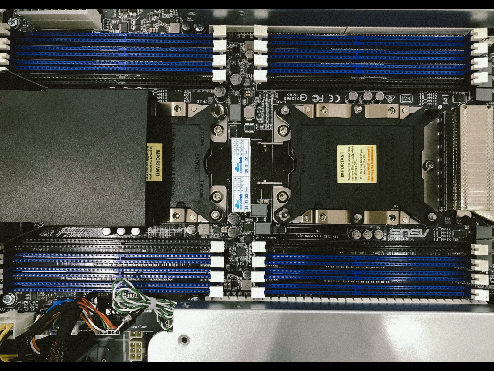 Server-Asus-overview_Ram-serverhub